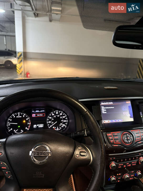 Позашляховик / Кросовер Nissan Pathfinder 2015 в Києві фото 4 Позашляховик / Кросовер Nissan Pathfinder 2015 в Києві