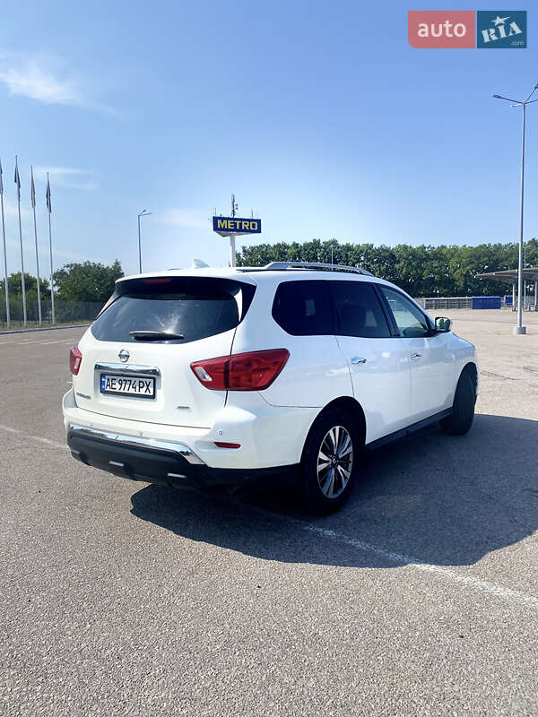Внедорожник / Кроссовер Nissan Pathfinder 2019 в Днепре