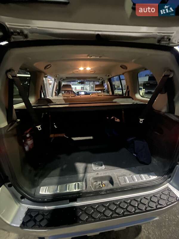 Позашляховик / Кросовер Nissan Pathfinder 2012 в Києві