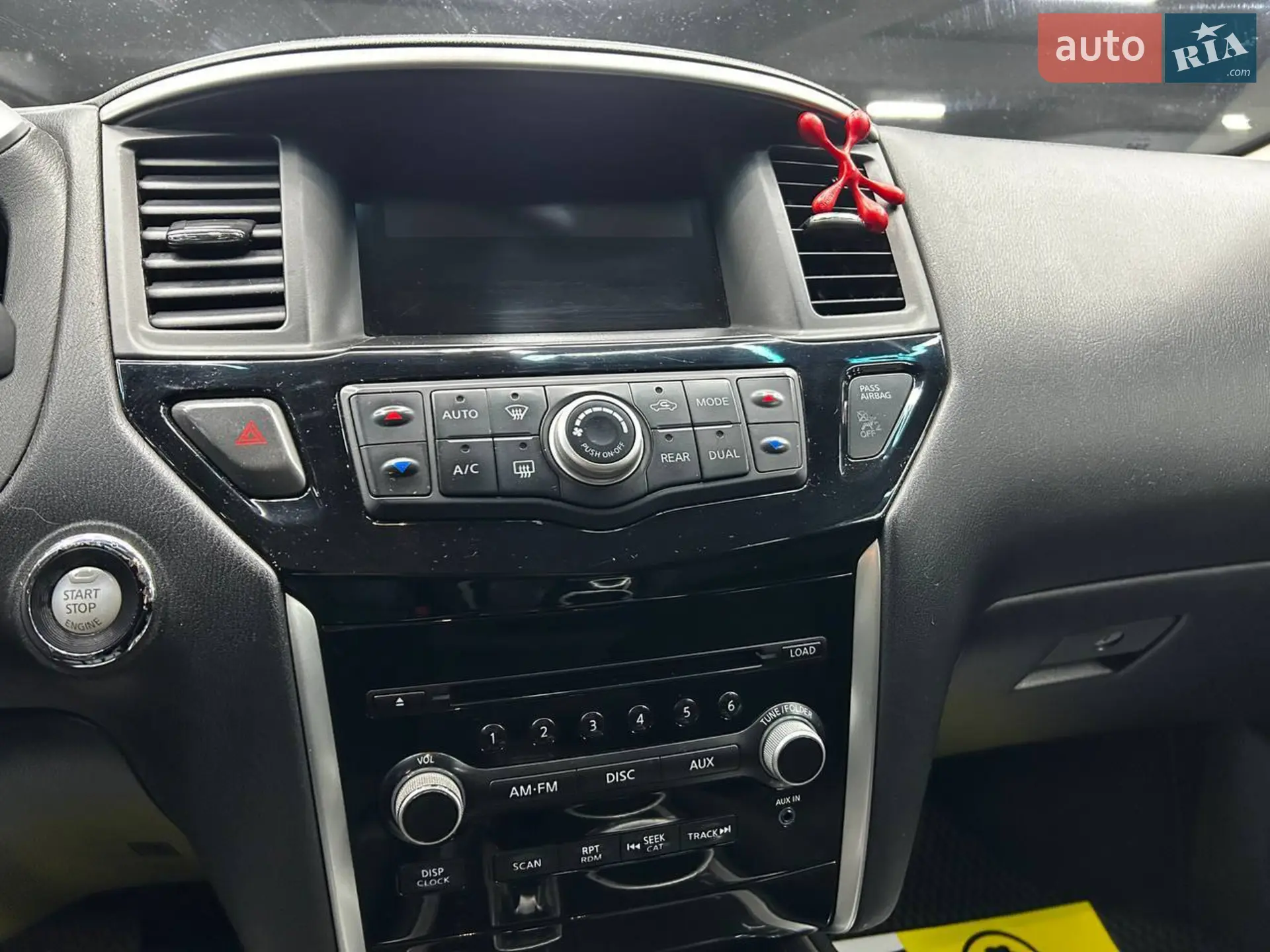 2013 Nissan Pathfinder - мініатюра 12