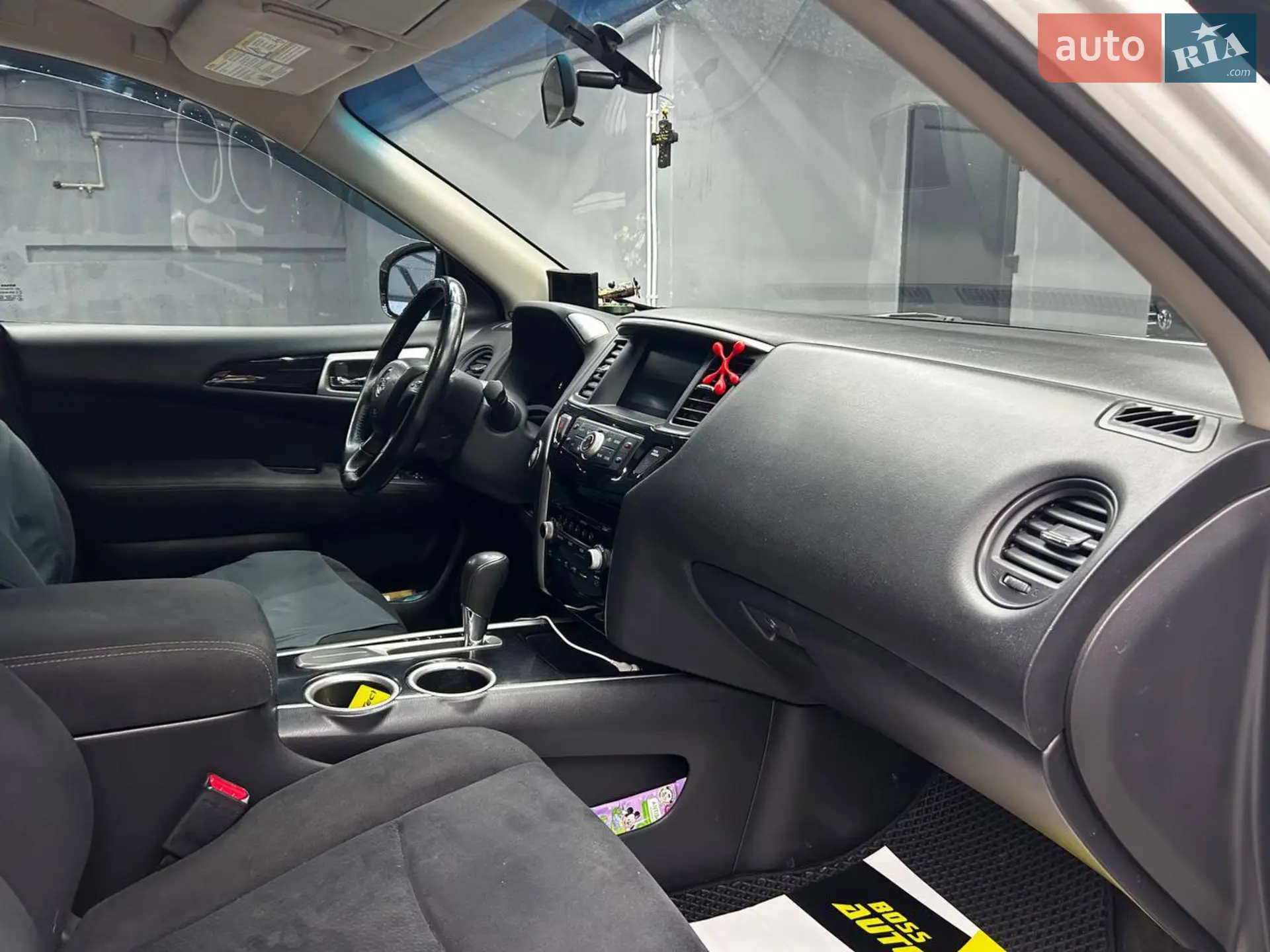 2013 Nissan Pathfinder - мініатюра 15