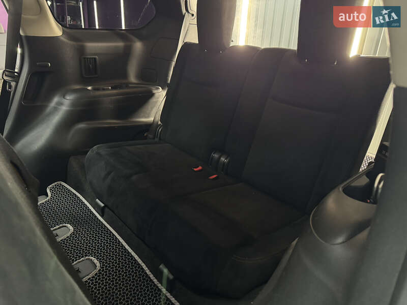 Позашляховик / Кросовер Nissan Pathfinder 2016 в Полтаві