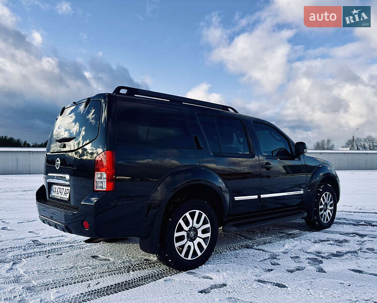 Внедорожник / Кроссовер Nissan Pathfinder 2011 в Киеве фото 6 Внедорожник / Кроссовер Nissan Pathfinder 2011 в Киеве