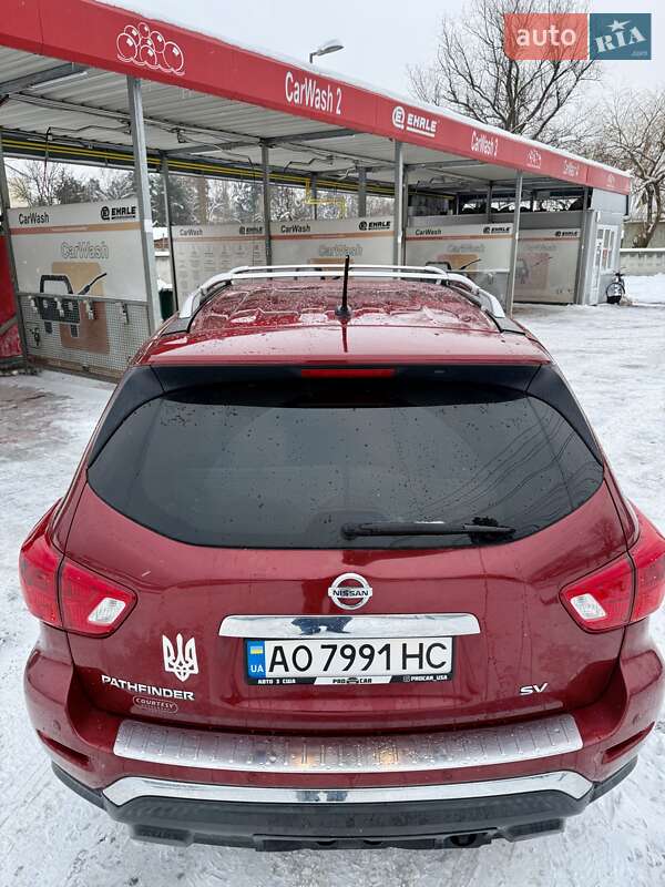 Внедорожник / Кроссовер Nissan Pathfinder 2016 в Ужгороде фото 3 Внедорожник / Кроссовер Nissan Pathfinder 2016 в Ужгороде