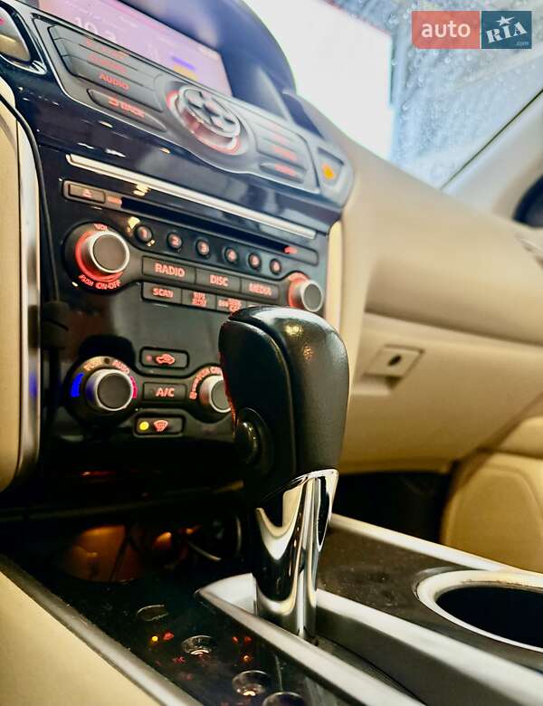 Внедорожник / Кроссовер Nissan Pathfinder 2016 в Ужгороде фото 26 Внедорожник / Кроссовер Nissan Pathfinder 2016 в Ужгороде