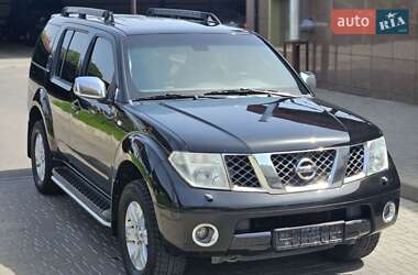 Внедорожник / Кроссовер Nissan Pathfinder 2005 в Килии