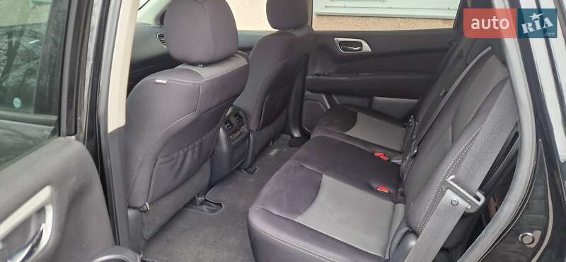 Внедорожник / Кроссовер Nissan Pathfinder 2017 в Одессе