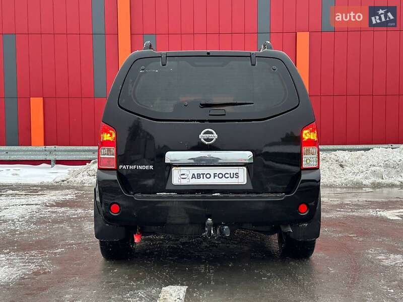 Внедорожник / Кроссовер Nissan Pathfinder 2006 в Киеве