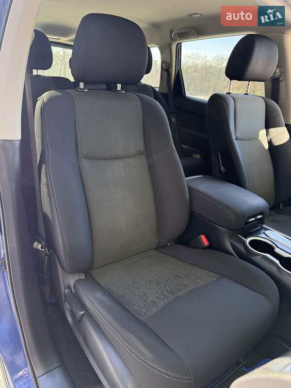 Внедорожник / Кроссовер Nissan Pathfinder 2017 в Сумах