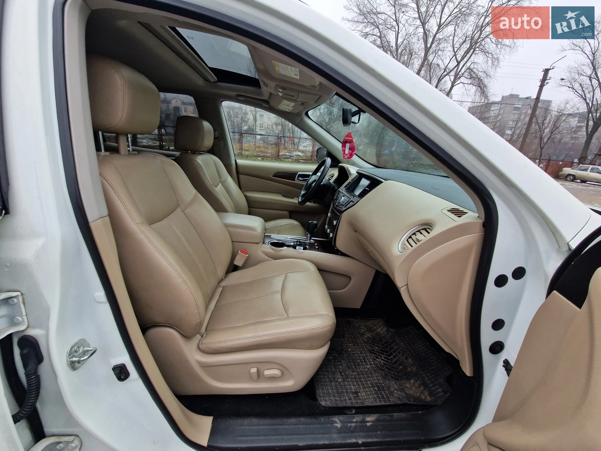 2017 Nissan Pathfinder - мініатюра 21