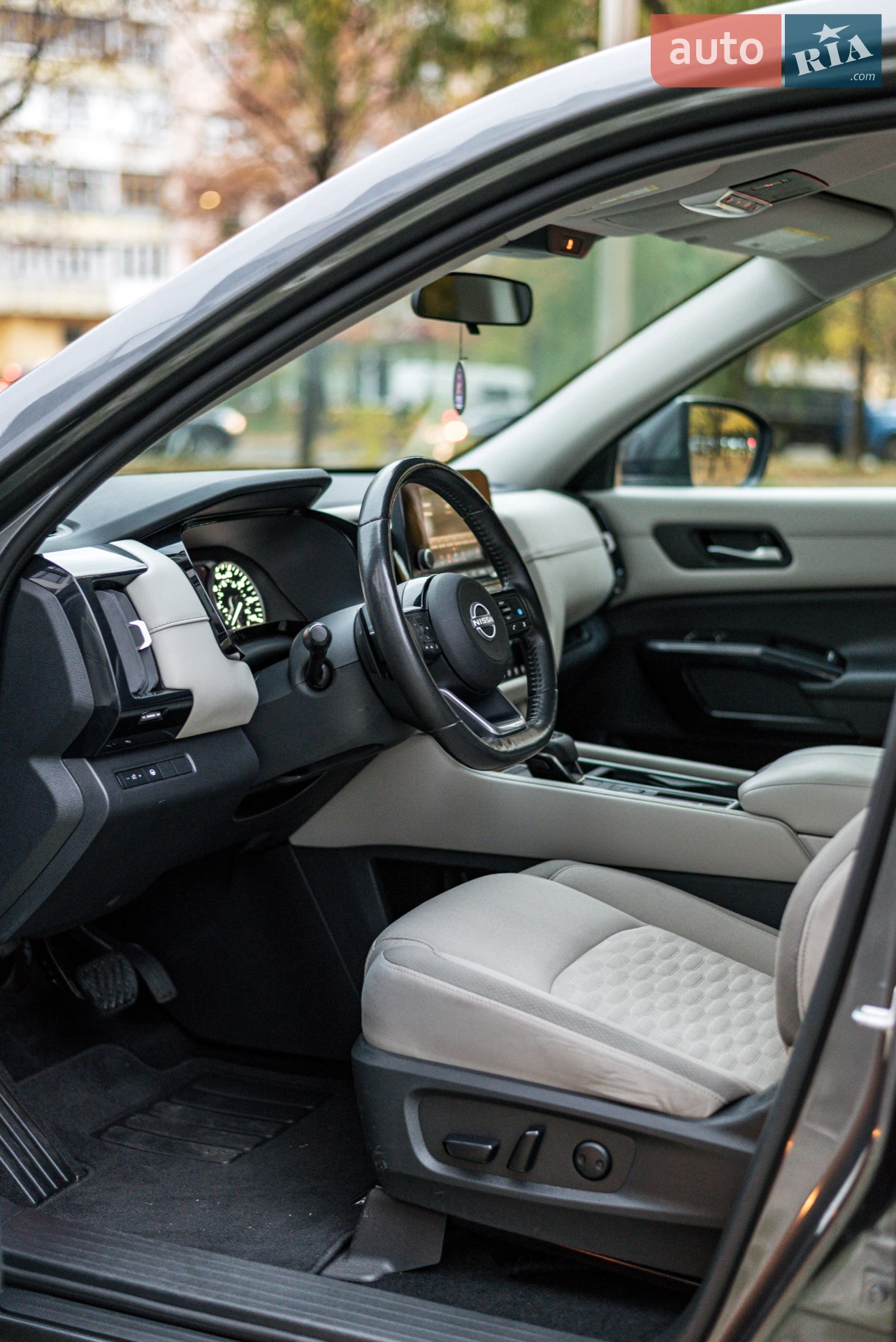 2021 Nissan Pathfinder - мініатюра 33