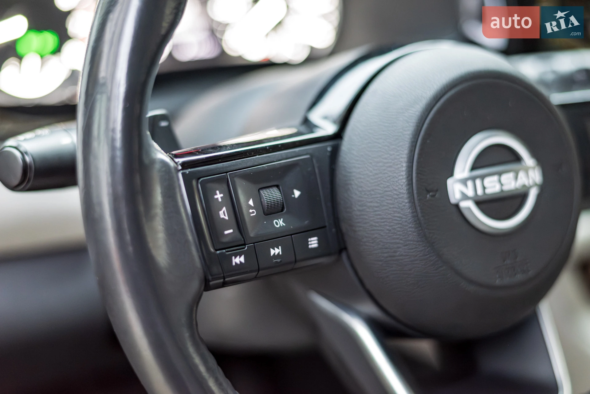 2021 Nissan Pathfinder - мініатюра 38
