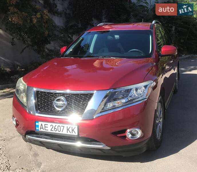 Nissan Pathfinder 2015