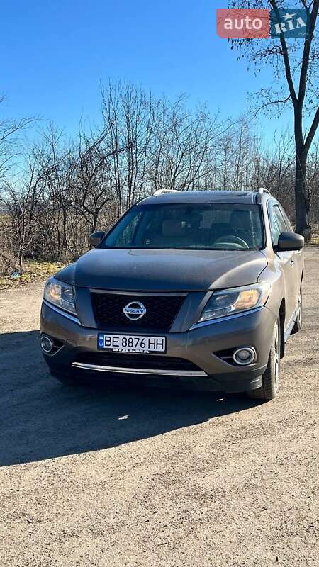 Nissan Pathfinder 2013