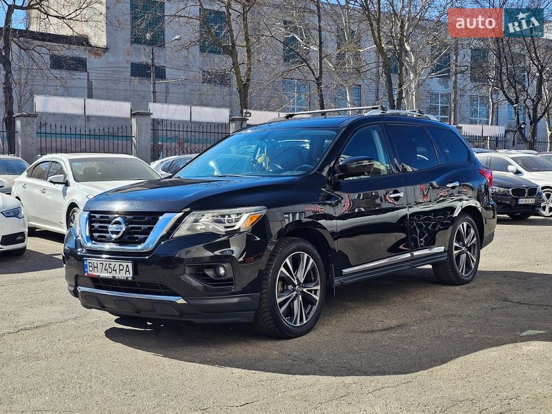 Nissan Pathfinder 2016