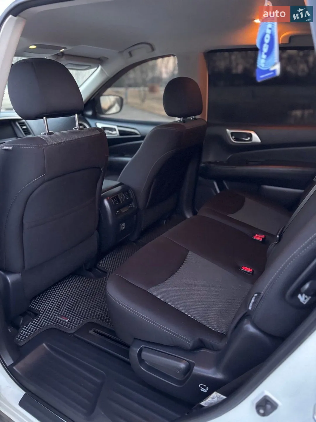 2017 Nissan Pathfinder - мініатюра 26