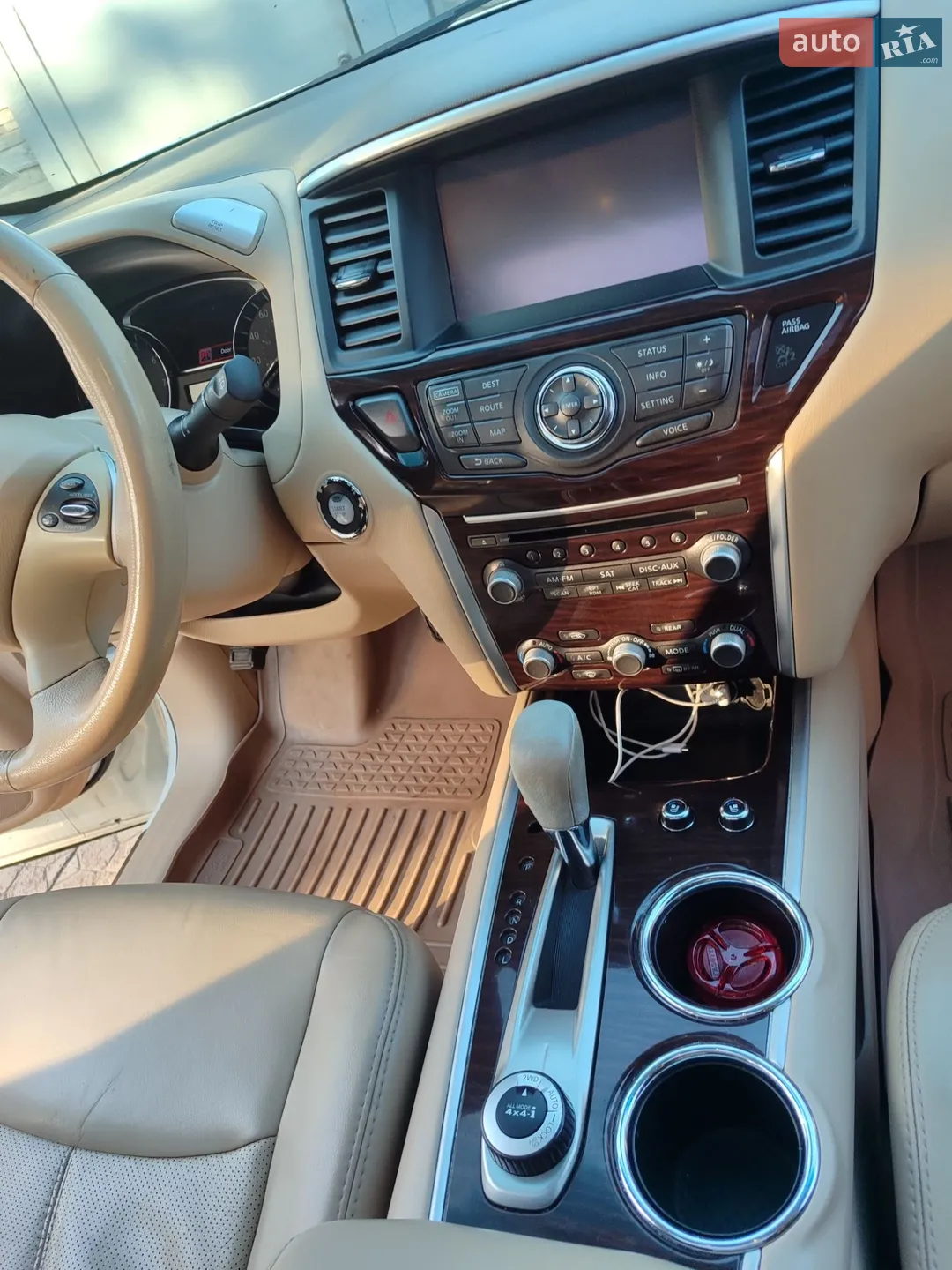 2013 Nissan Pathfinder - мініатюра 11
