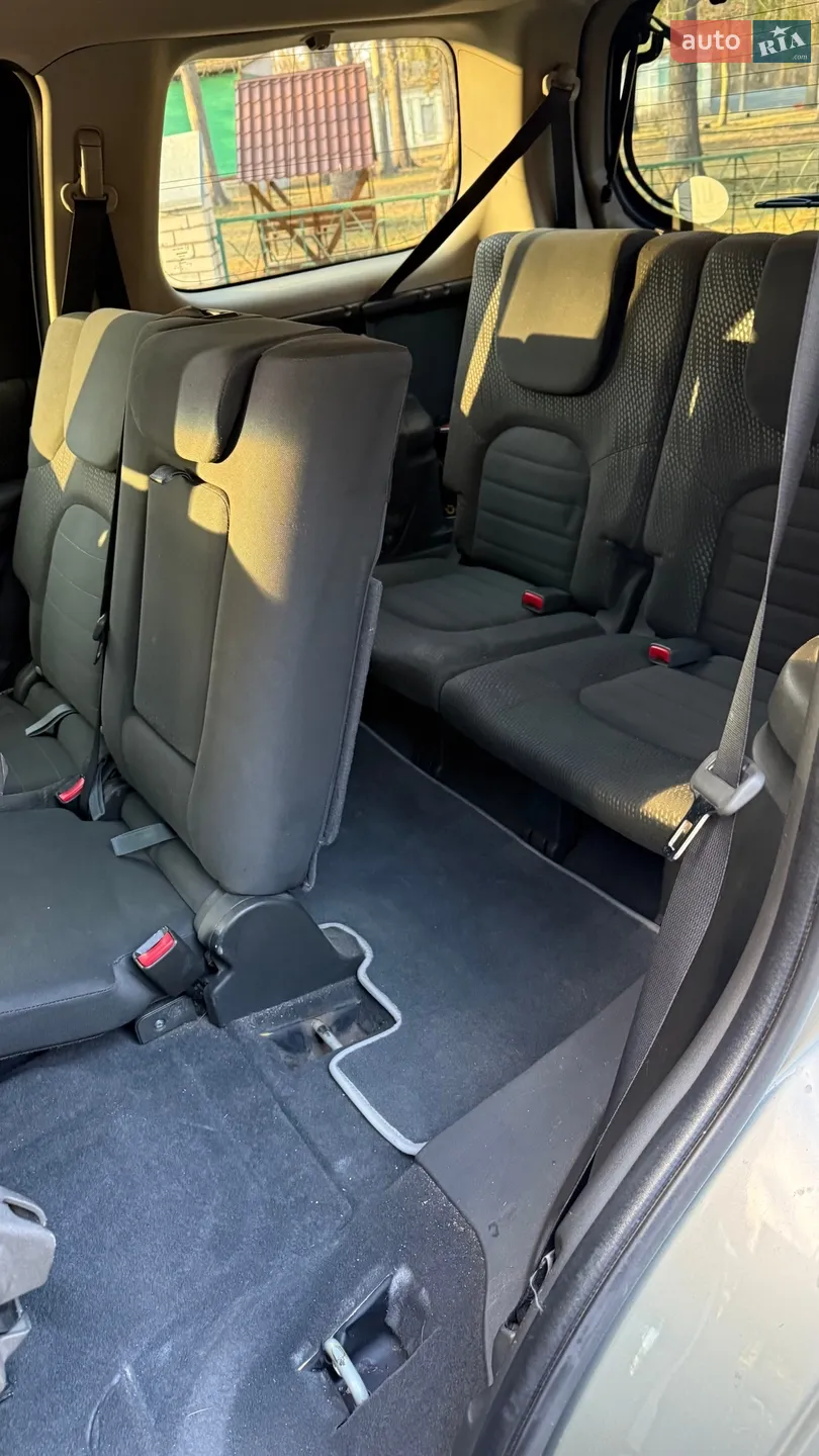 2011 Nissan Pathfinder - мініатюра 36