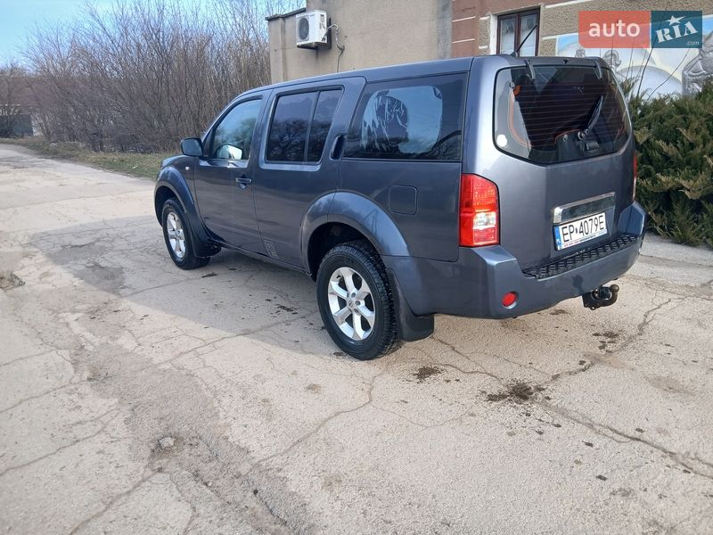 Внедорожник / Кроссовер Nissan Pathfinder 2005 в Хотине фото 4 Внедорожник / Кроссовер Nissan Pathfinder 2005 в Хотине