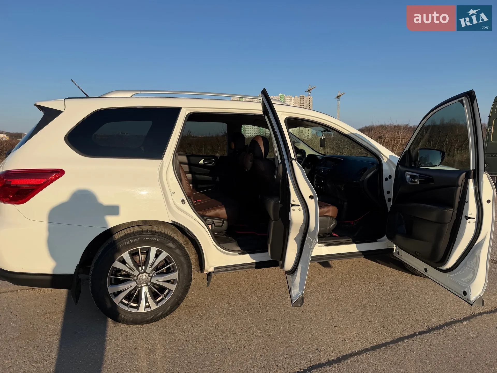 2018 Nissan Pathfinder - мініатюра 16