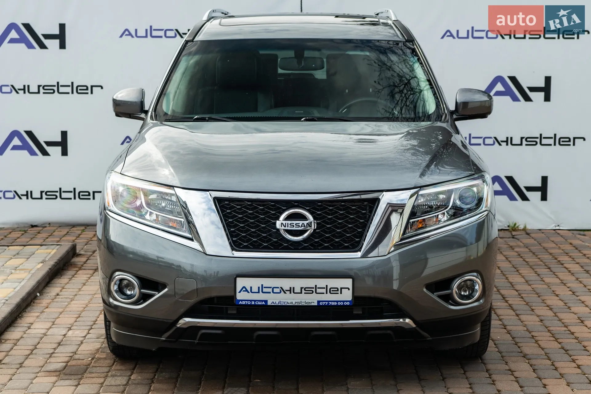 2015 Nissan Pathfinder - мініатюра 5