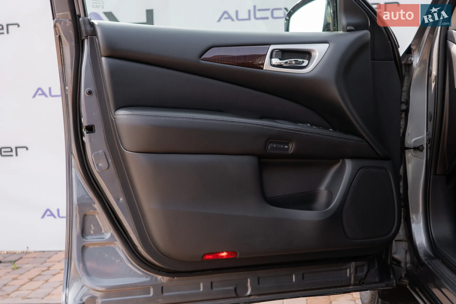 2015 Nissan Pathfinder - мініатюра 45