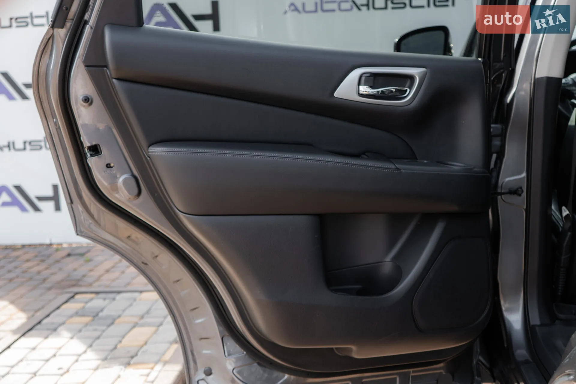 2015 Nissan Pathfinder - мініатюра 50