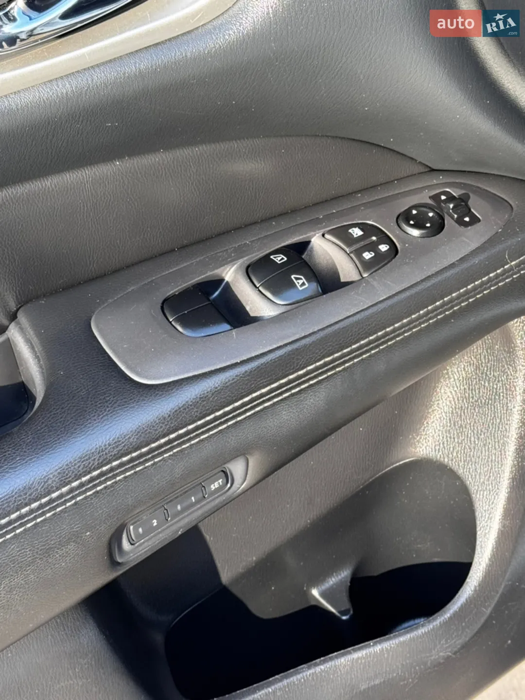 2013 Nissan Pathfinder - мініатюра 11
