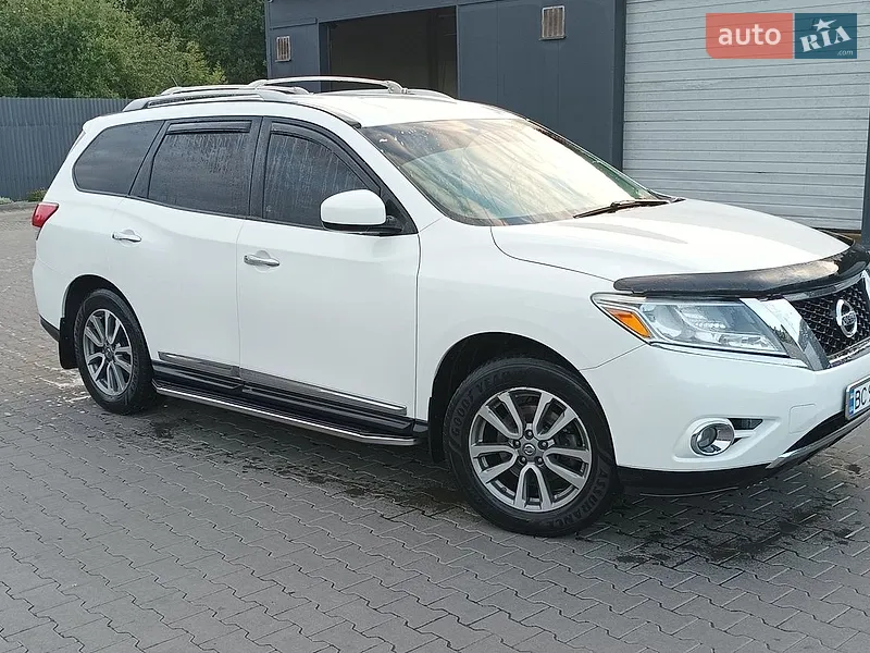 Nissan Pathfinder 2013