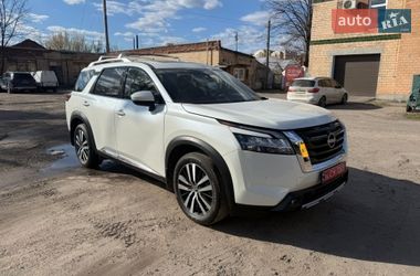 Внедорожник / Кроссовер Nissan Pathfinder 2023 в Полтаве