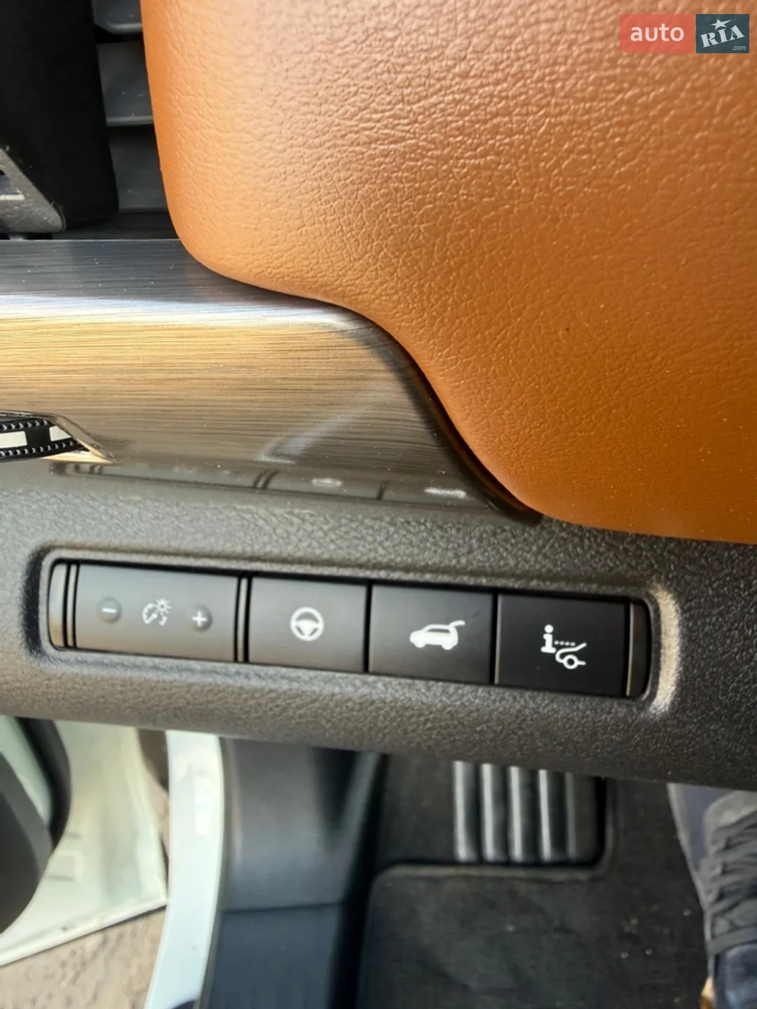 2023 Nissan Pathfinder - мініатюра 10