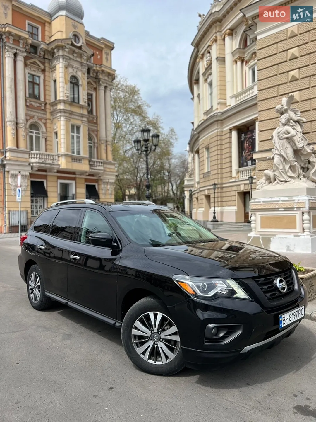 2017 Nissan Pathfinder - мініатюра 3