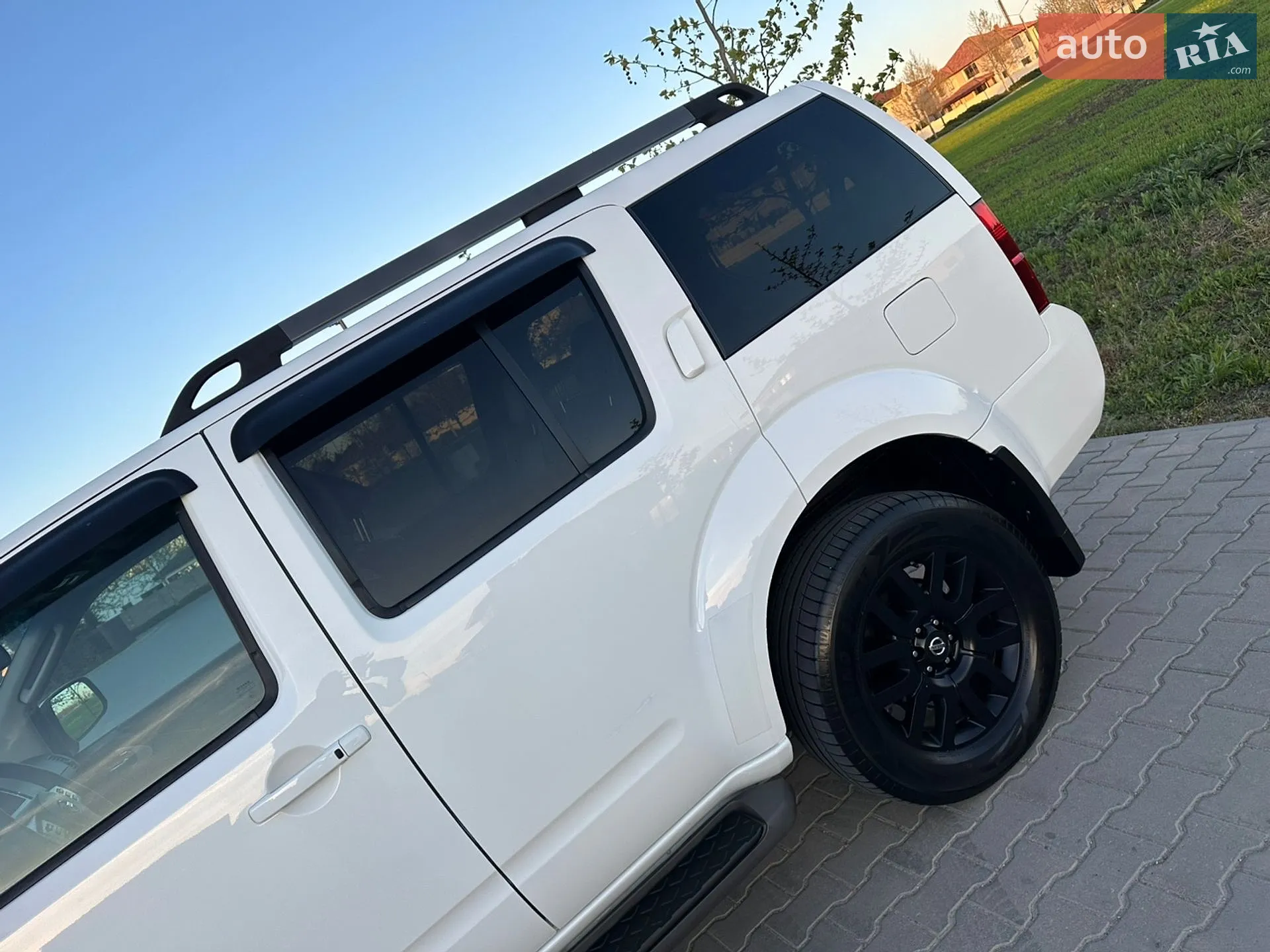 2010 Nissan Pathfinder - мініатюра 14