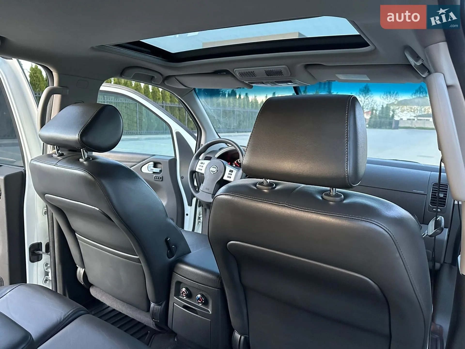 2010 Nissan Pathfinder - мініатюра 48