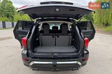 Внедорожник / Кроссовер Nissan Pathfinder 2018 в Звягеле фото 38 Внедорожник / Кроссовер Nissan Pathfinder 2018 в Звягеле