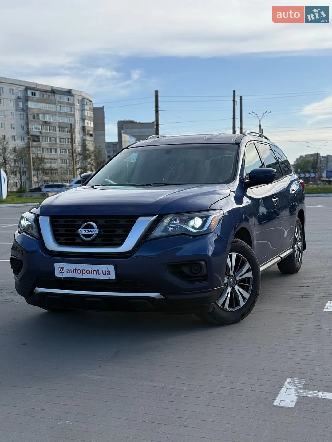 2017 Nissan Pathfinder - мініатюра 3