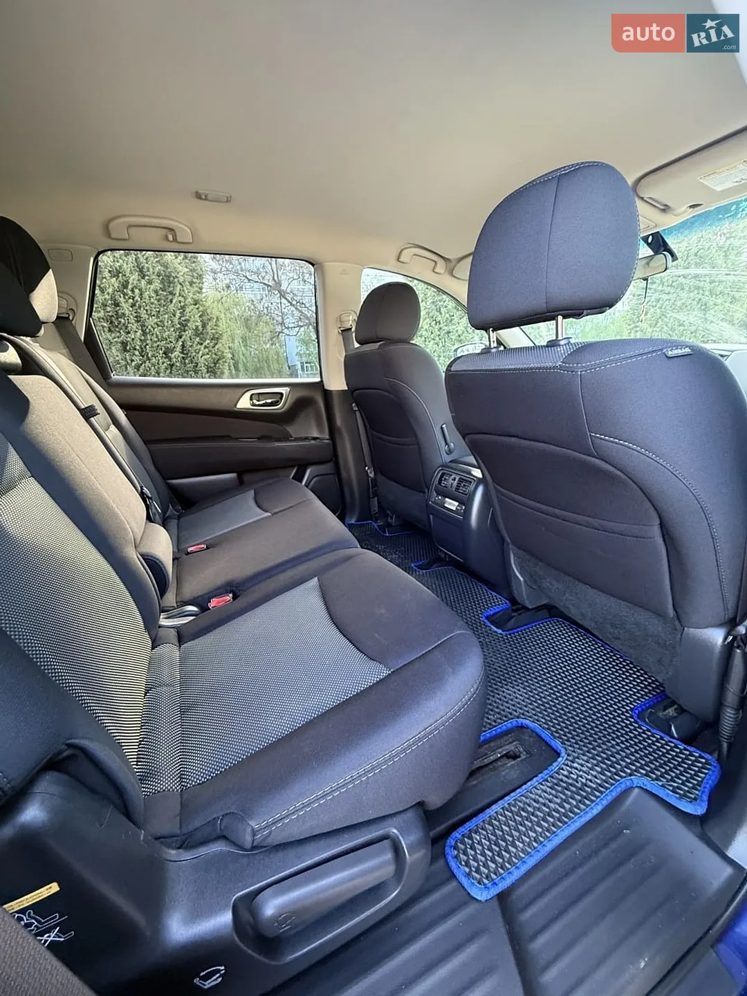 2017 Nissan Pathfinder - мініатюра 14