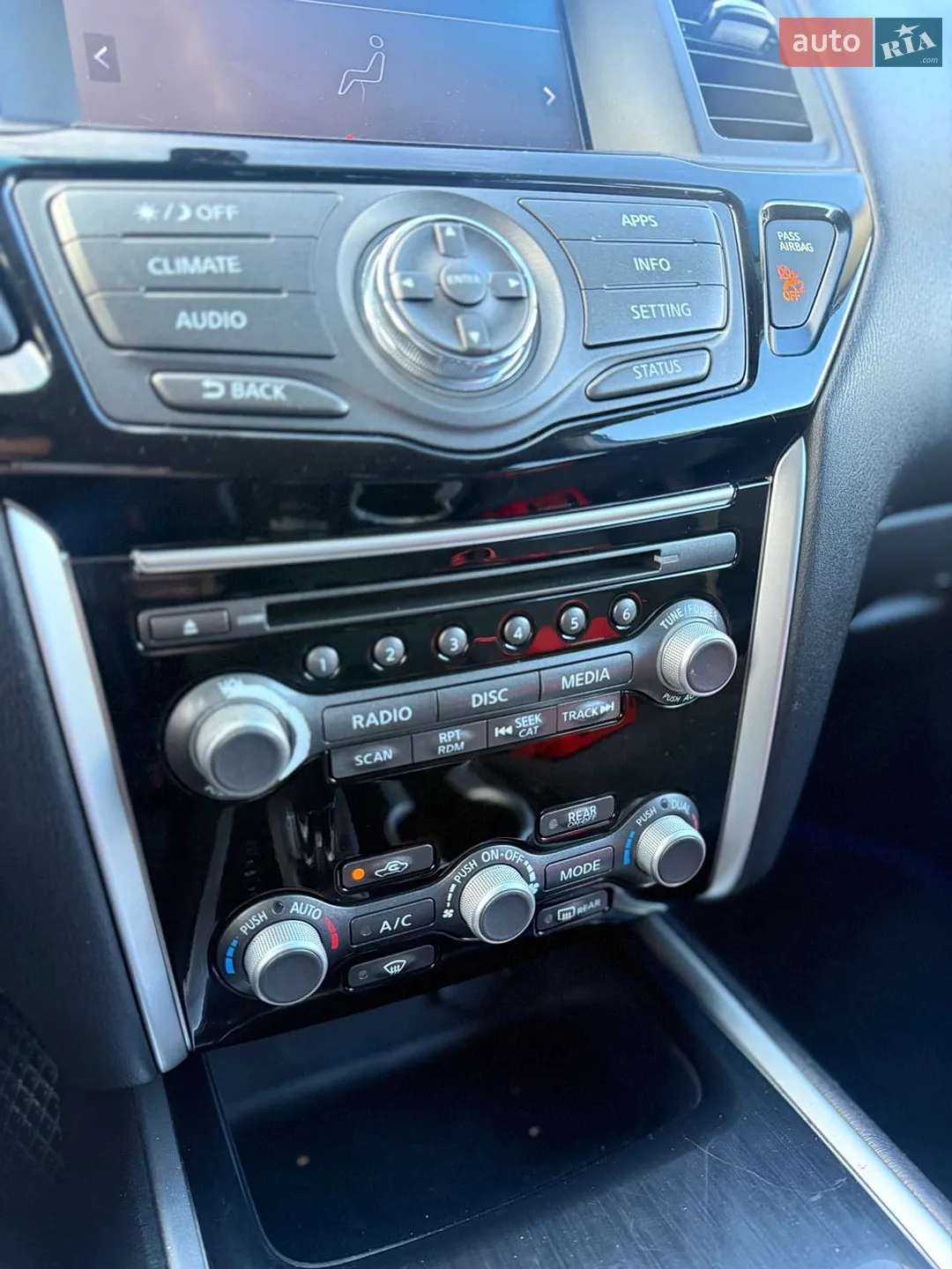 2017 Nissan Pathfinder - мініатюра 22