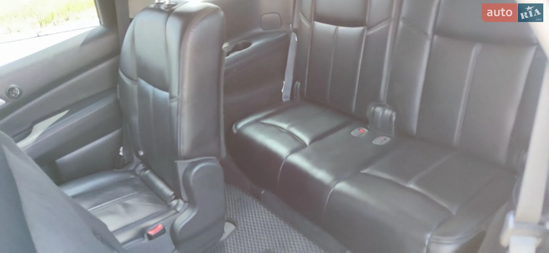 2019 Nissan Pathfinder - мініатюра 16