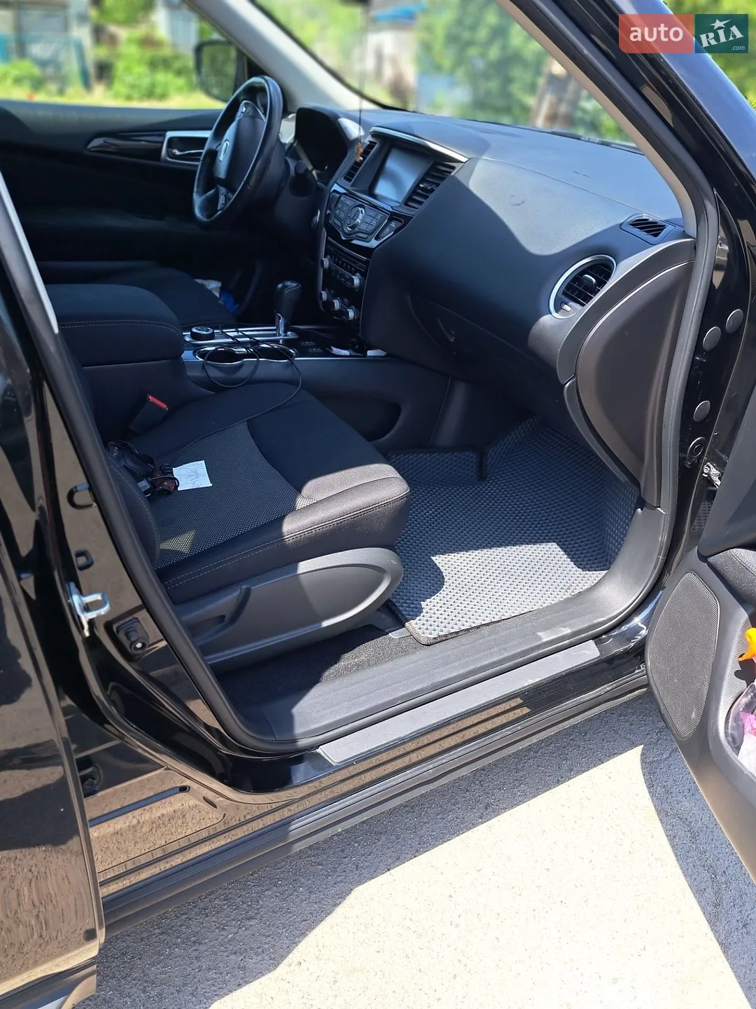 2016 Nissan Pathfinder - мініатюра 8