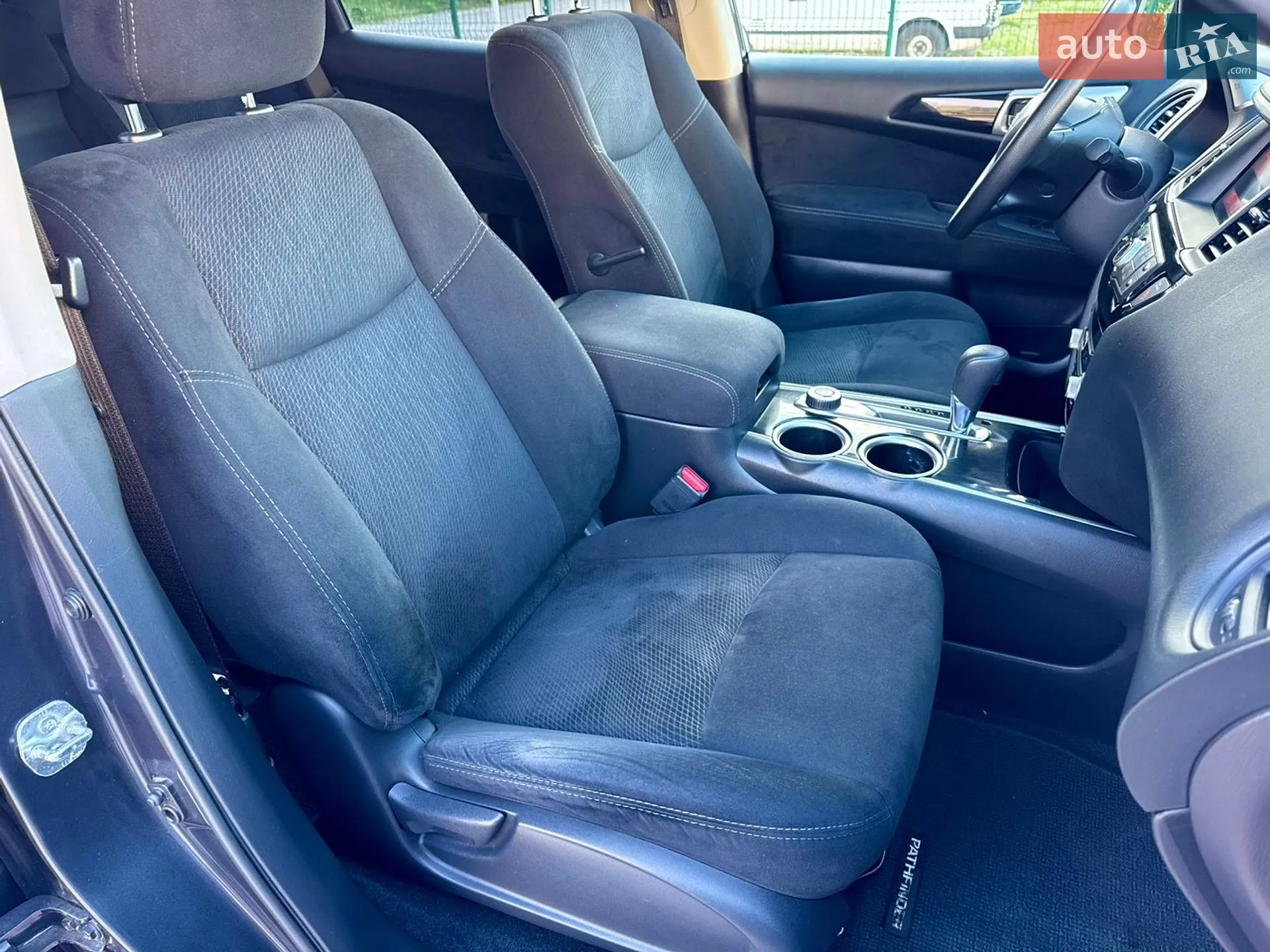 2014 Nissan Pathfinder - мініатюра 16