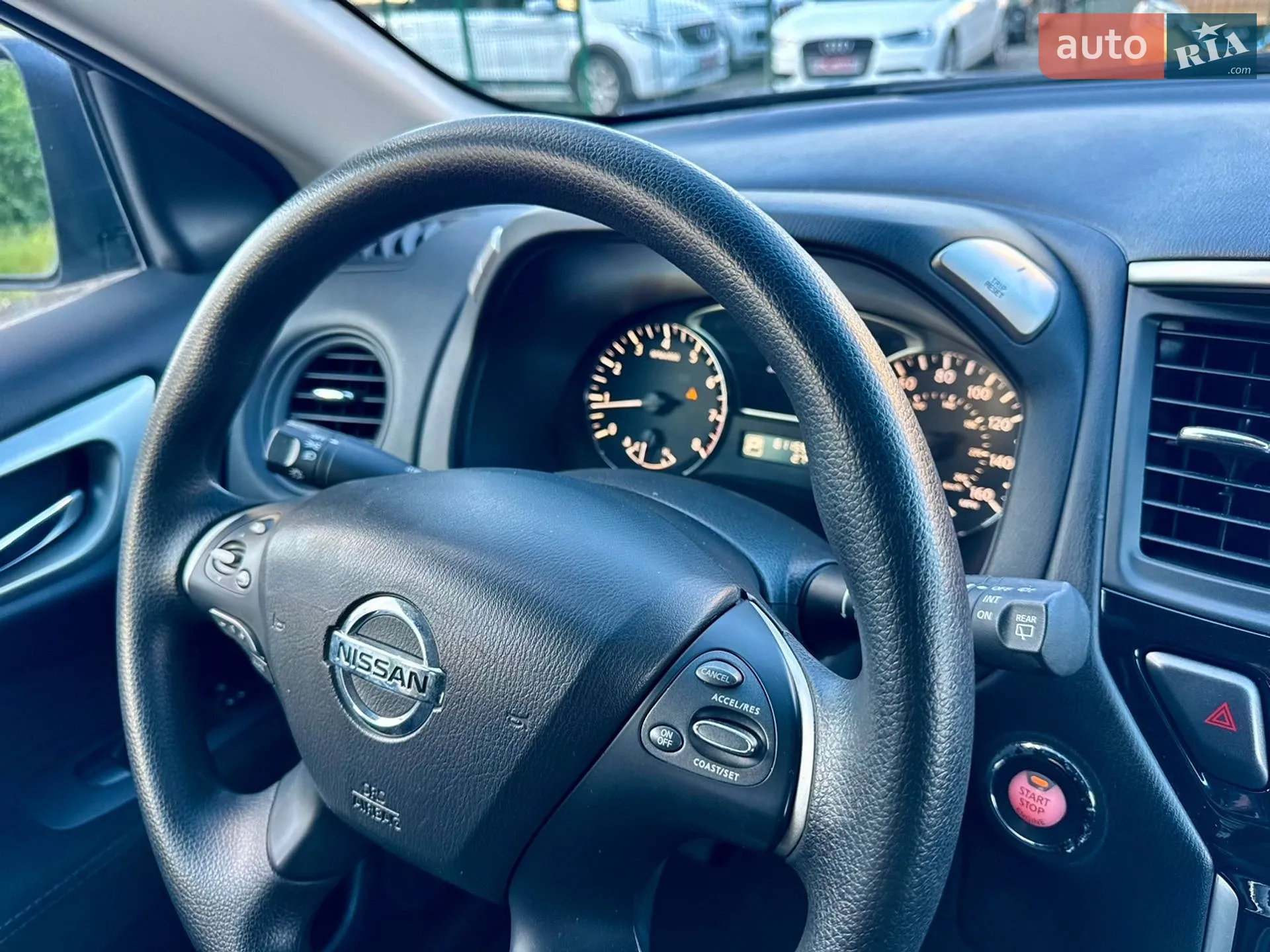2014 Nissan Pathfinder - мініатюра 21