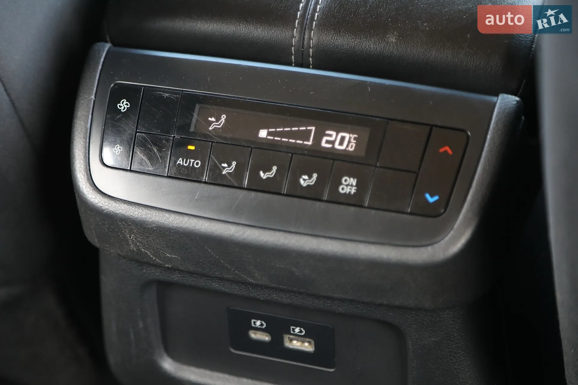 2022 Nissan Pathfinder - мініатюра 28