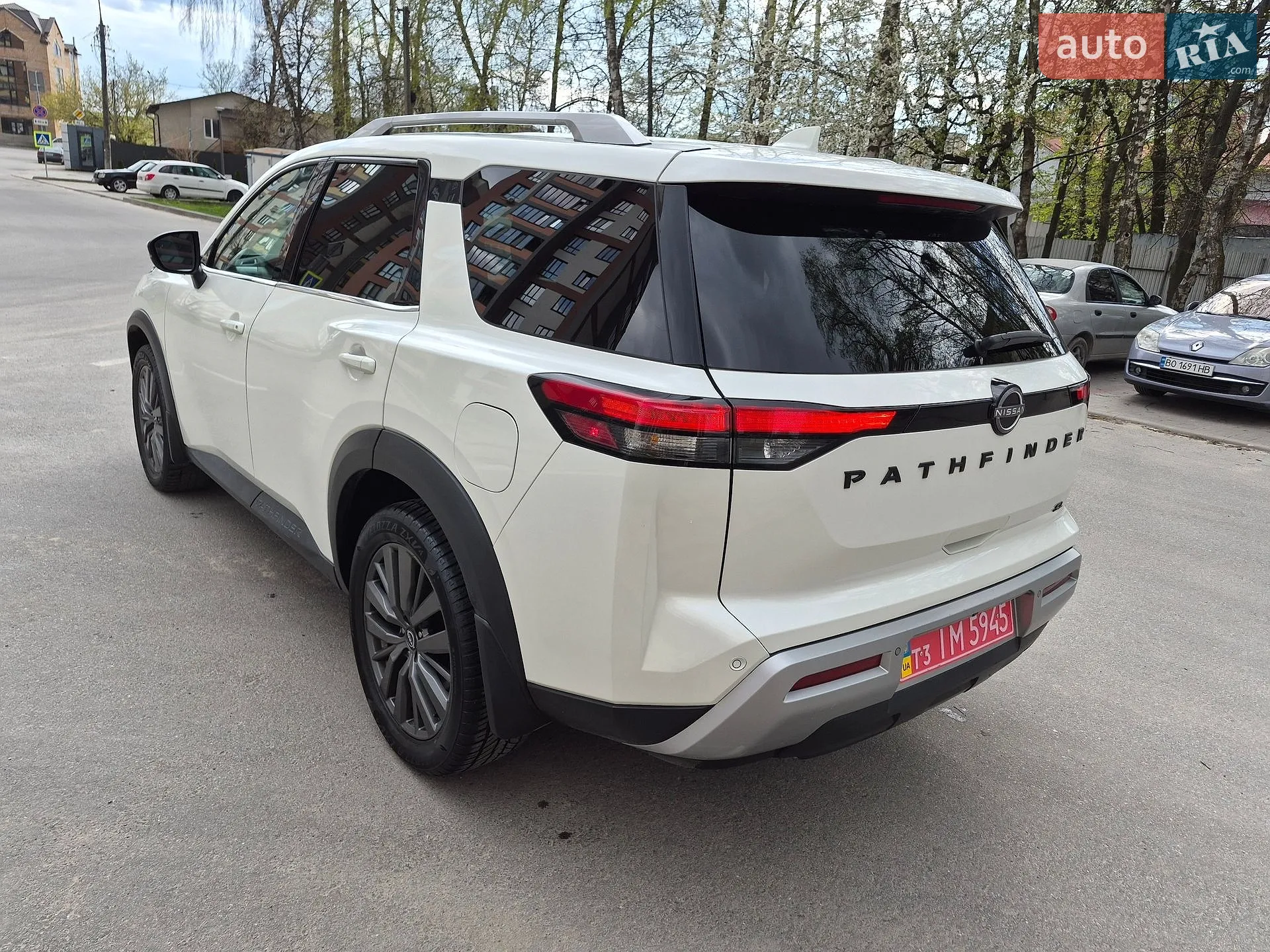 2022 Nissan Pathfinder - мініатюра 11