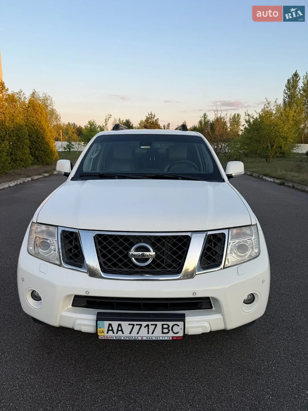 2011 Nissan Pathfinder - мініатюра 2