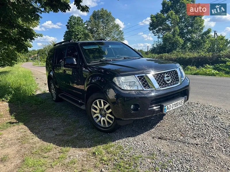 Nissan Pathfinder 2010