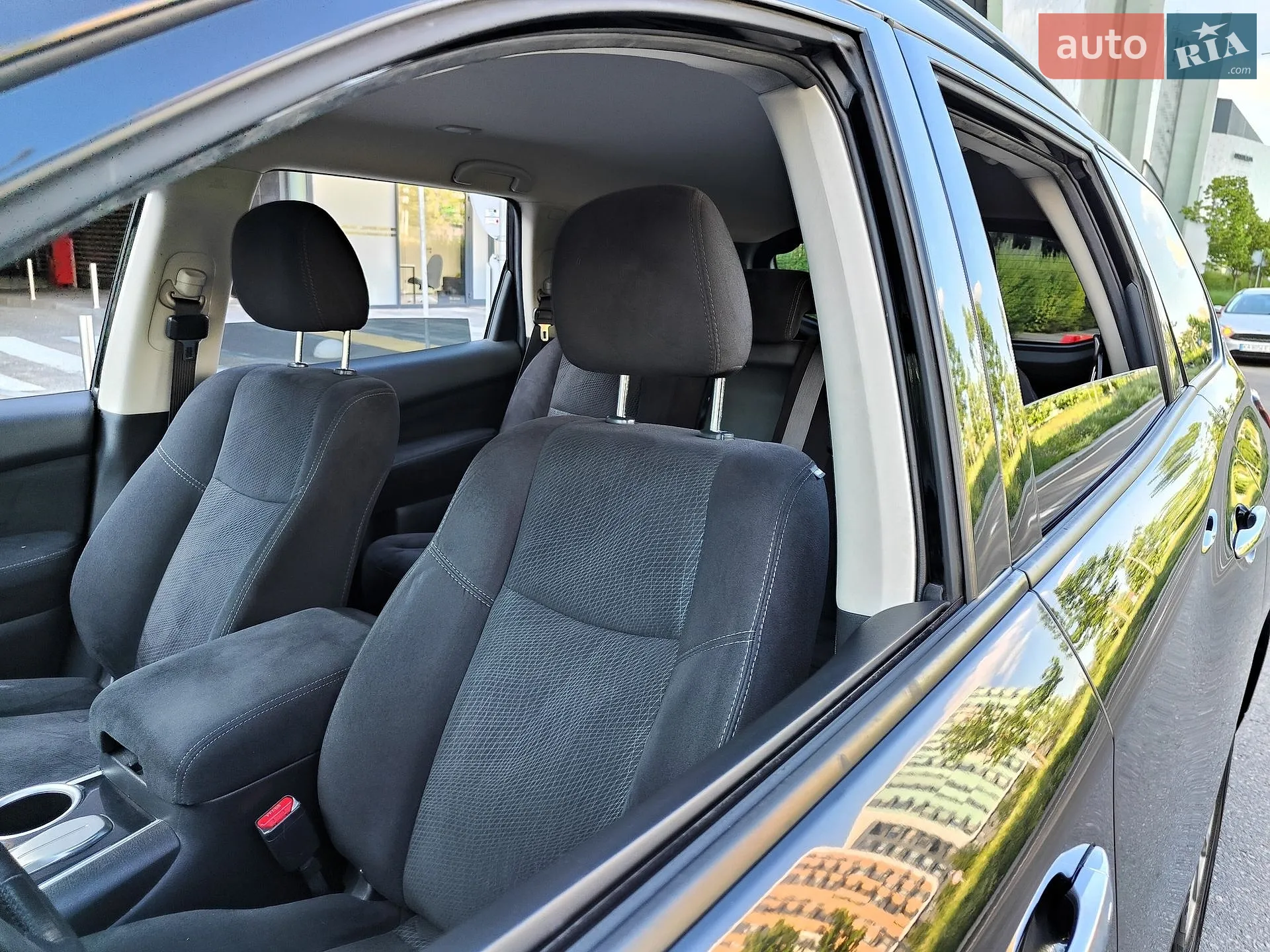 2014 Nissan Pathfinder - мініатюра 5