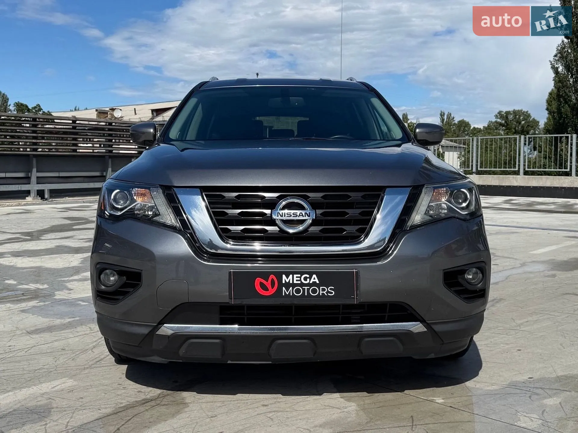 2016 Nissan Pathfinder - мініатюра 3