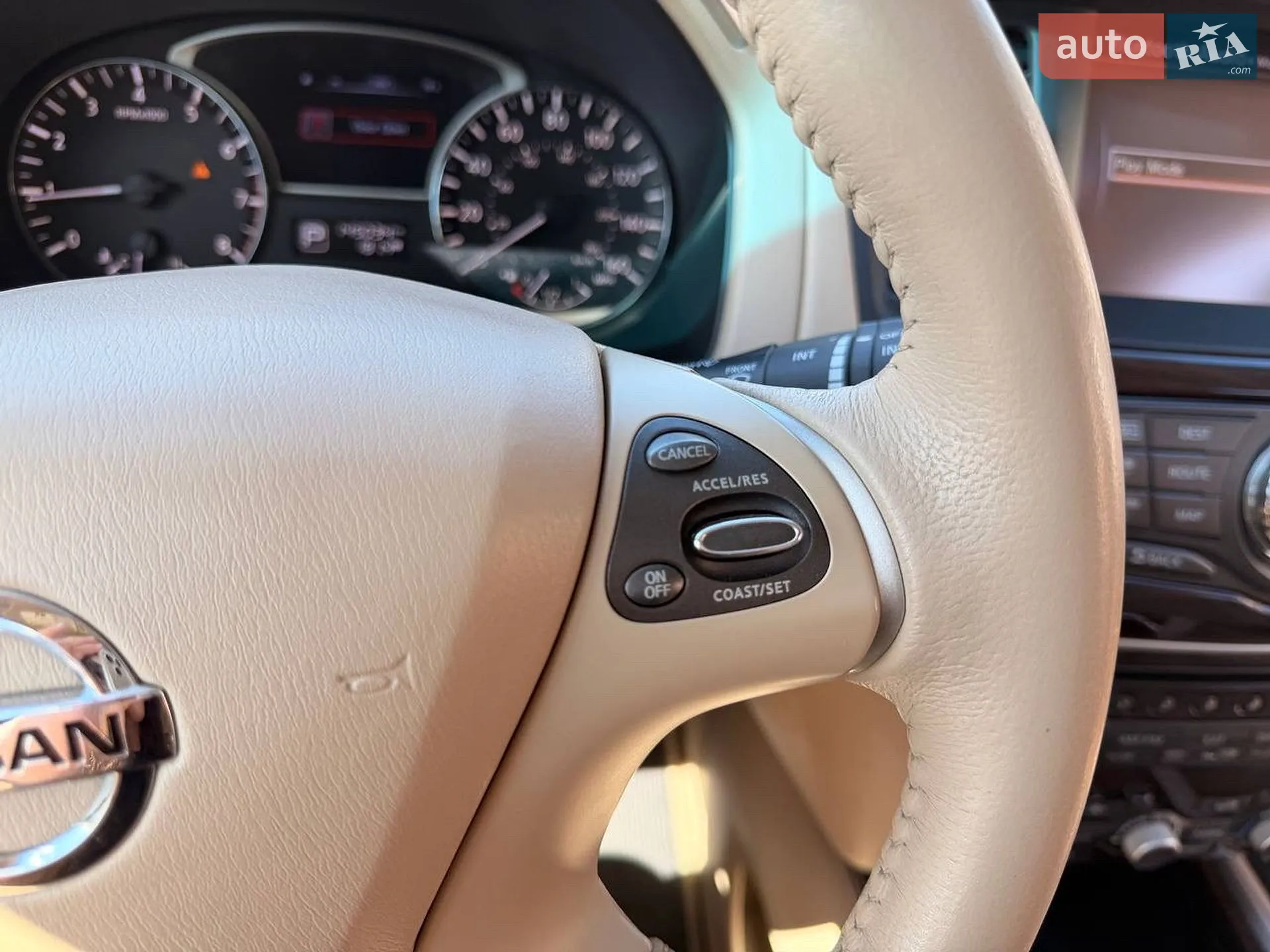 2014 Nissan Pathfinder - мініатюра 31