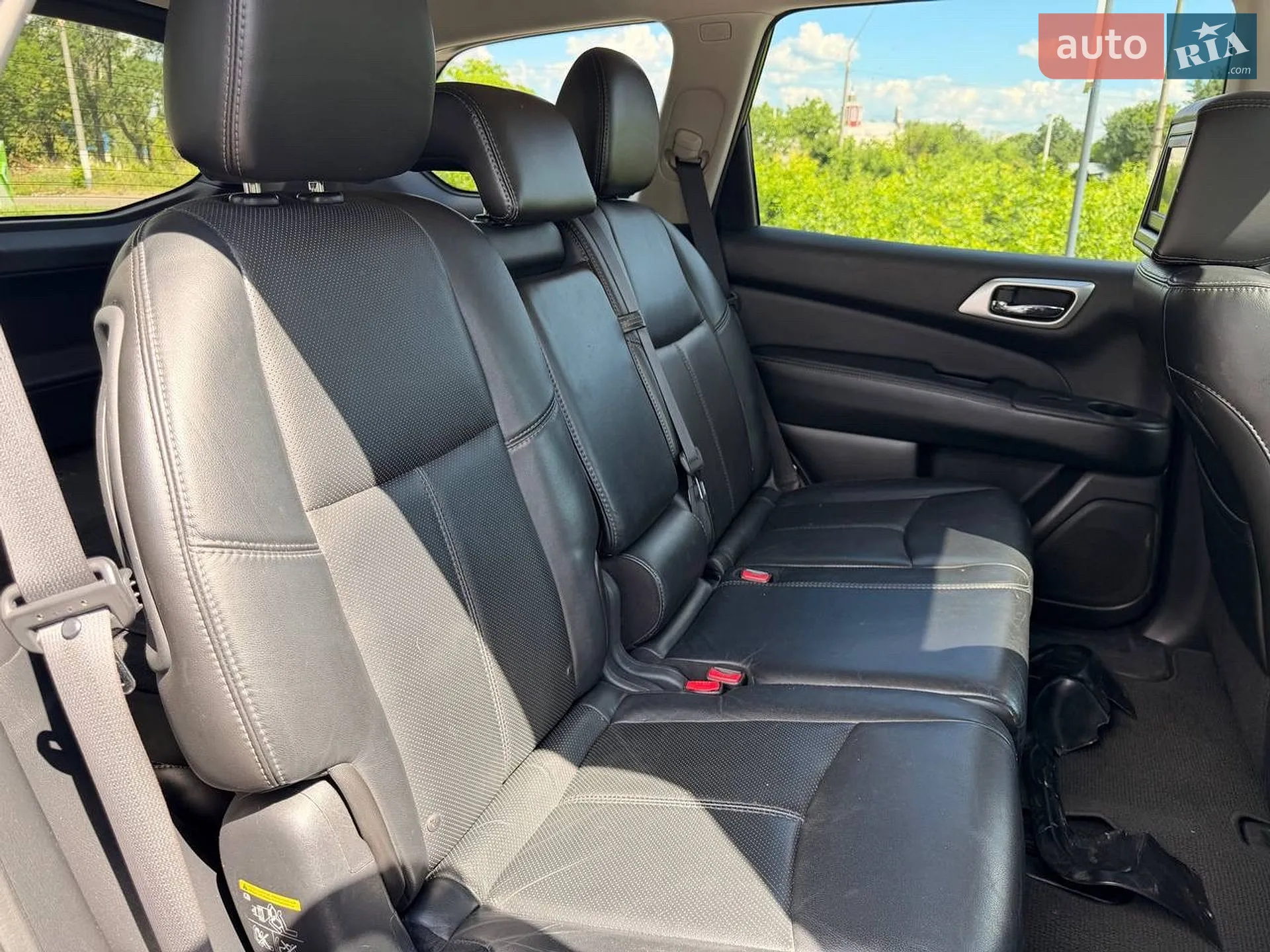 2013 Nissan Pathfinder - мініатюра 12